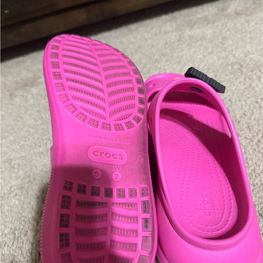 Sandals - Picture 3 of 3